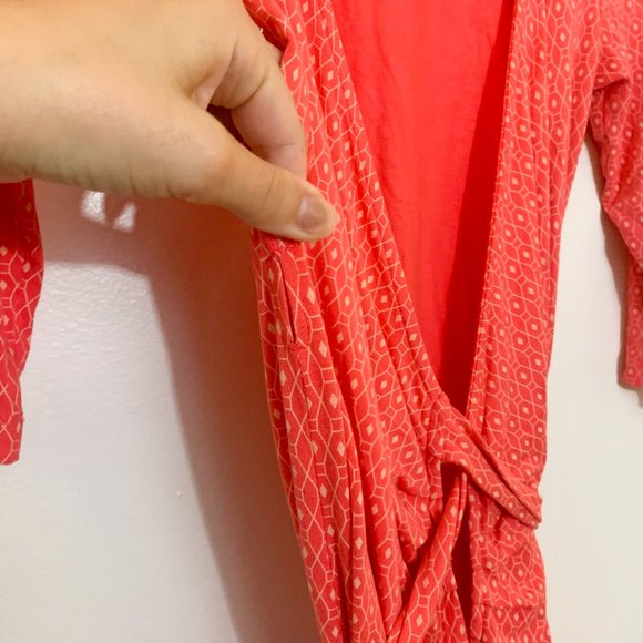 Seraphine Maternity Nursing Knit Wrap Tie Dress Geometric Coral Print, Size 8 - Picture 3 of 9